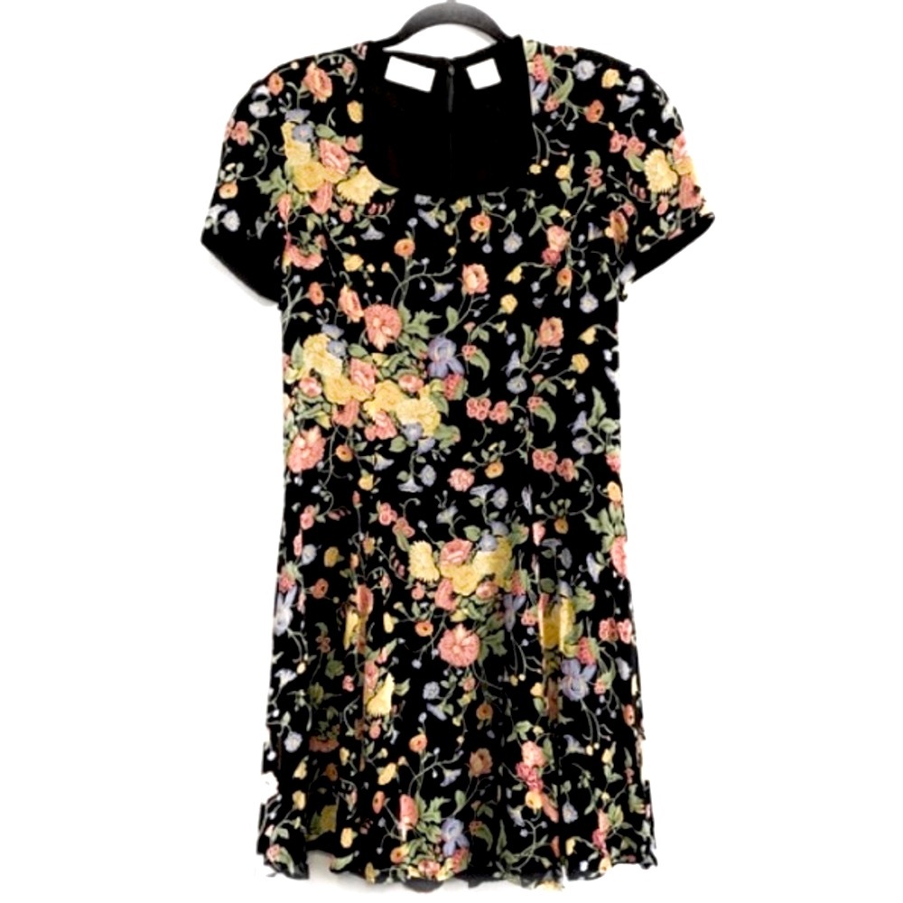 Liz Claiborne Black Floral Short Sleeve Dress